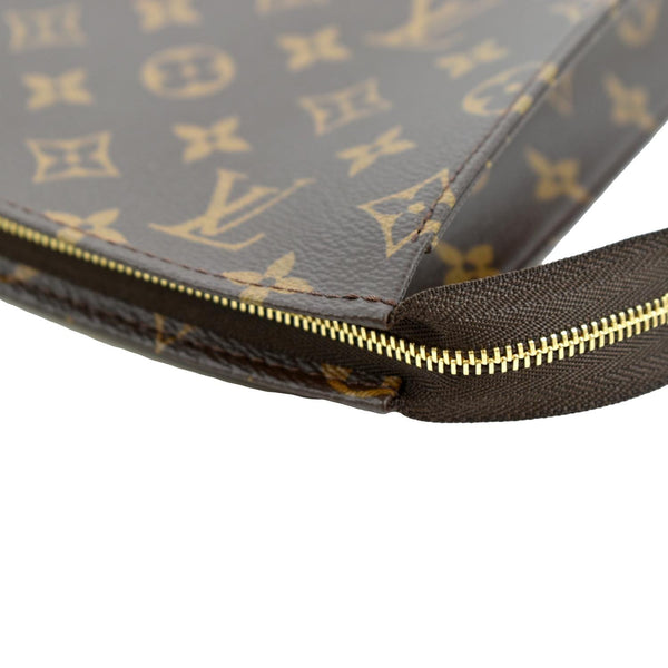 LOUIS VUITTON Toiletry 26 Monogram Canvas Cosmetic Pouch Brown