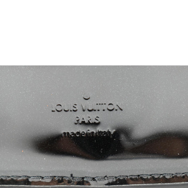 LOUIS VUITTON Monogram Vernis Leather Belt Bag Black