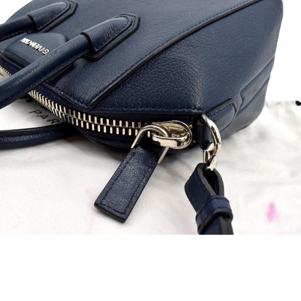 GIVENCHY Antigona Mini Grained Leather Shoulder Bag Blue