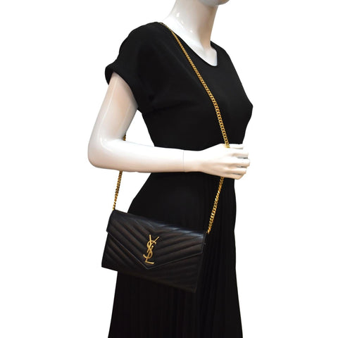 YVES SAINT LAURENT Chevron Grain De Poudre Envelope Chain Bag Black
