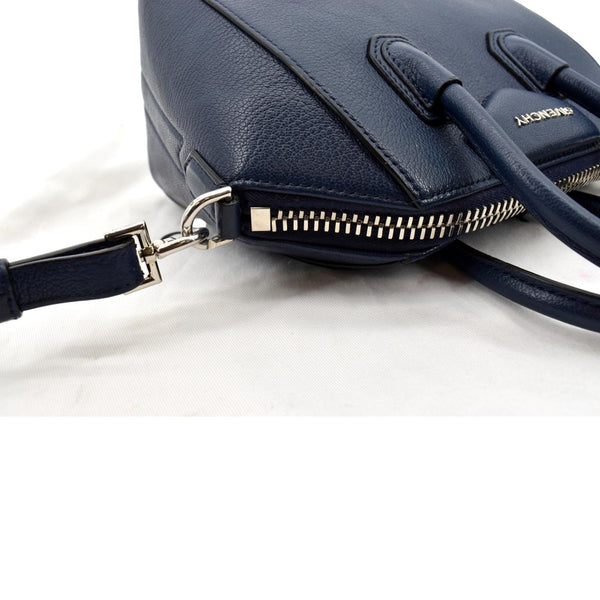 GIVENCHY Antigona Mini Grained Leather Shoulder Bag Blue