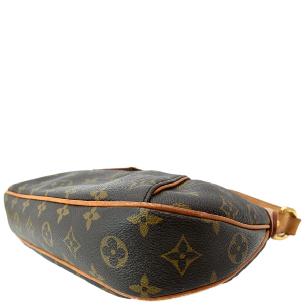 LOUIS VUITTON Thames PM Monogram Canvas Shoulder Bag Brown
