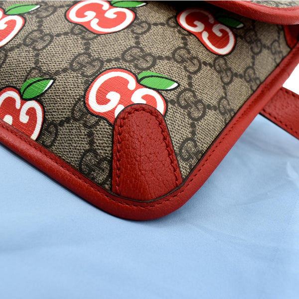 GUCCI Apple Interlocking GG Supreme Canvas Belt Bag Multicolor 625233