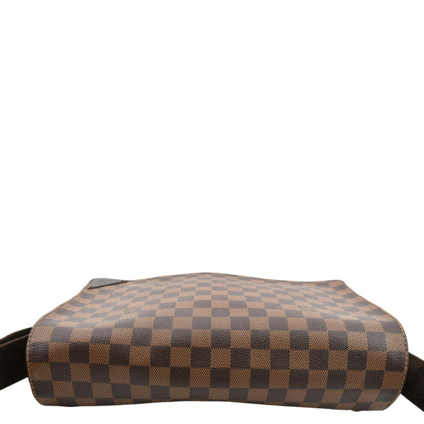 Louis Vuitton Shelton MM Damier Canvas Messenger Bag - Top