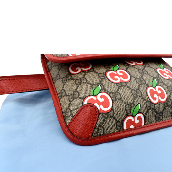 GUCCI Apple Interlocking GG Supreme Canvas Belt Bag Multicolor 625233