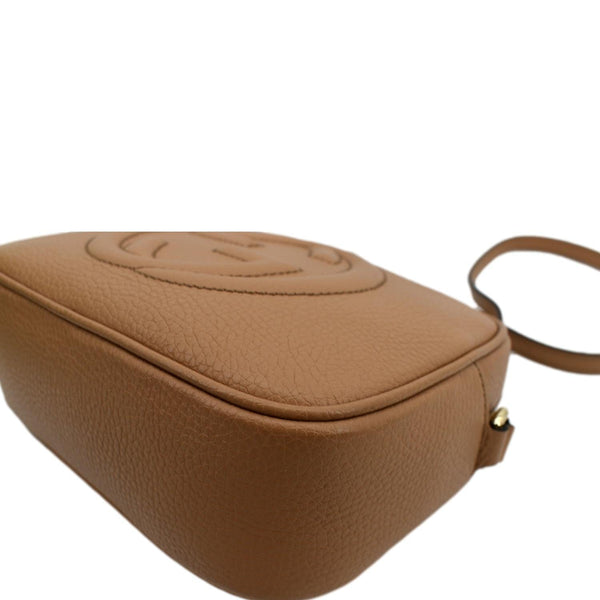 GUCCI Soho Disco Pebbled Leather Small Crossbody Bag Rose Beige 308364