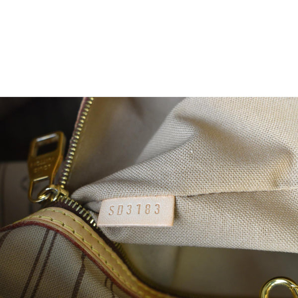 LOUIS VUITTON Delightful MM Monogram Canvas Hobo Bag Brown