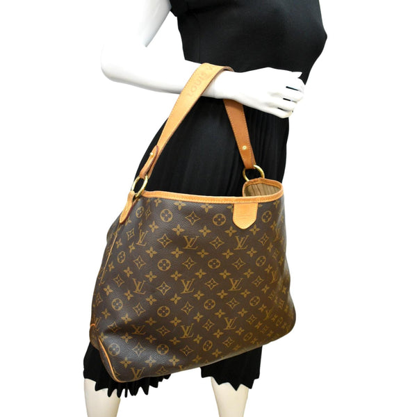 LOUIS VUITTON Delightful MM Monogram Canvas Hobo Bag Brown