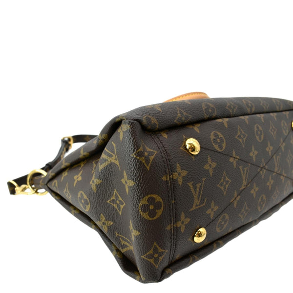 Louis Vuitton Pallas MM Monogram Canvas Shoulder Bag - DDH