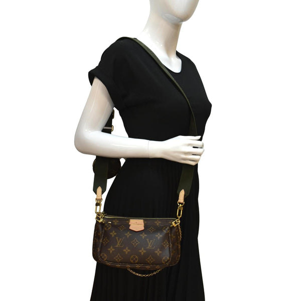 Louis Vuitton Multi Pochette Accessoires Monogram Bag - Full View