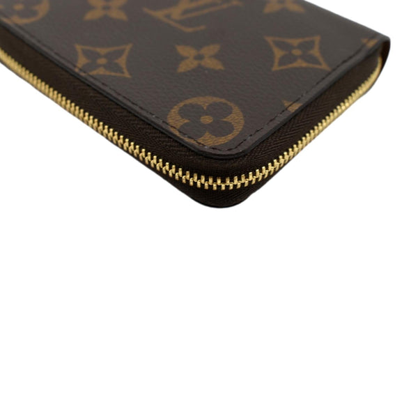 LOUIS VUITTON Monogram Canvas Zippy Coin Purse Brown
