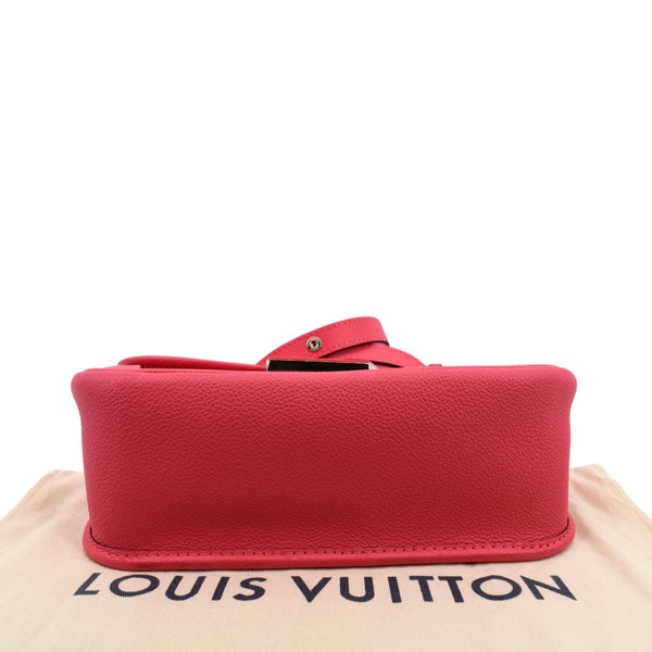 LOUIS VUITTON Buci Epi Leather Shoulder Bag Dragon Fruit