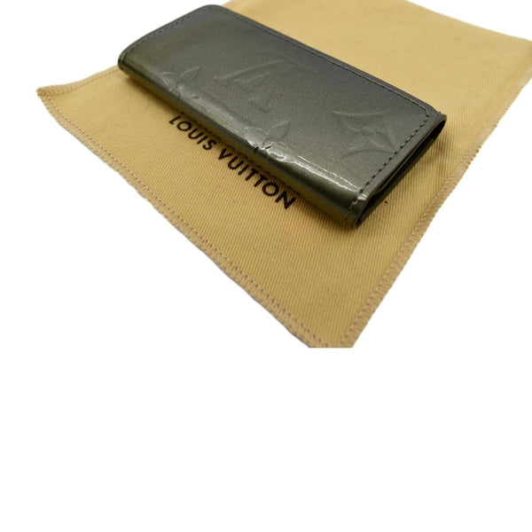 LOUIS VUITTON Multicles Vernis Leather 4 Key Holder Greenish Gray