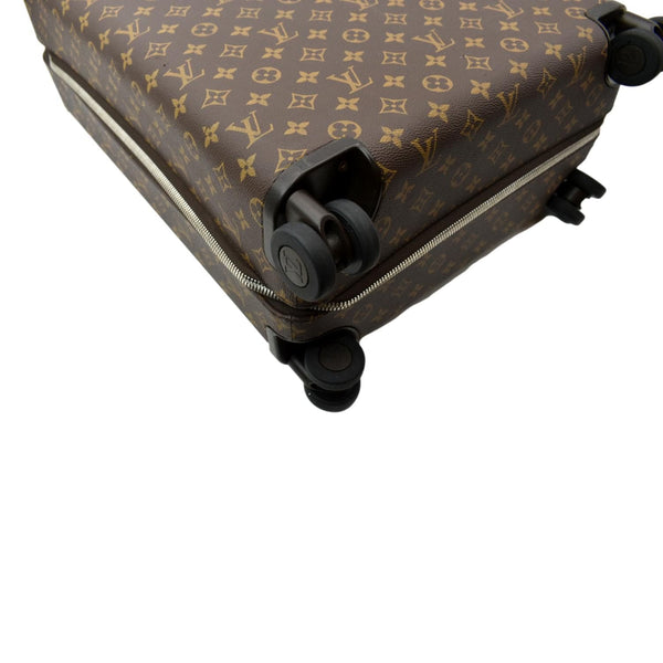LOUIS VUITTON Horizon 55 Monogram Canvas Rolling Suitcase Brown