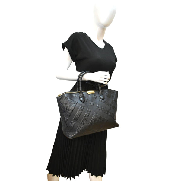 BURBERRY Dewsbury Medium Grain Check Embossed Tote Bag Black-Dallas Designer