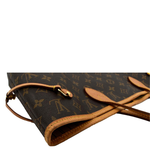 Louis Vuitton Neverfull MM Monogram Canvas Tote Bag - Top Right