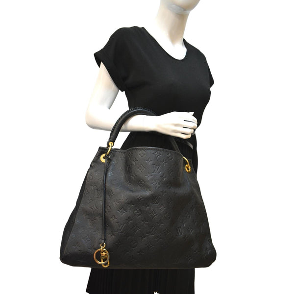 LOUIS VUITTON Artsy MM Empreinte Leather Hobo Bag Black