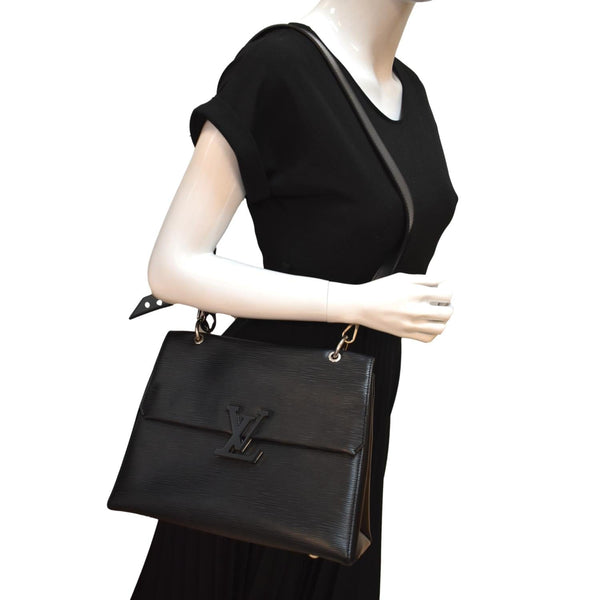 LOUIS VUITTON Grenelle PM Epi Leather Shoulder Bag Black