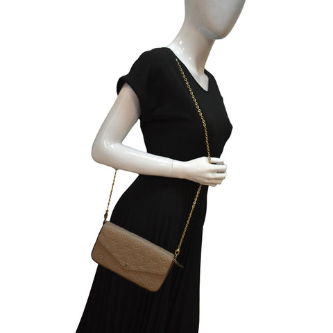 Louis Vuitton Pochette Felicie Monogram Leather Wallet - Full View