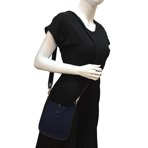 HERMES Evelyne Amazone TPM Feutre Swift Crossbody Bag Leu Nuit