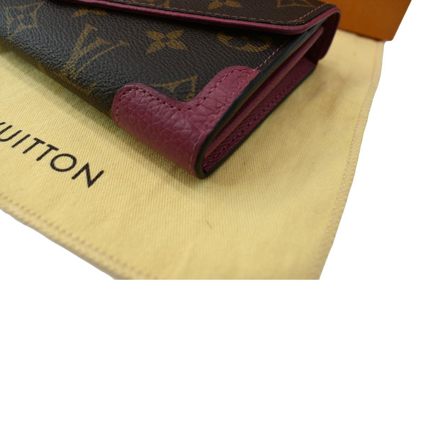 LOUIS VUITTON Sarah Retiro Monogram Canvas Wallet Brown/Cerise