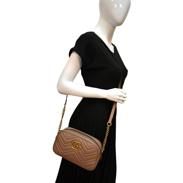 GUCCI GG Marmont Matelasse Leather Crossbody Bag Dusty Pink 447632