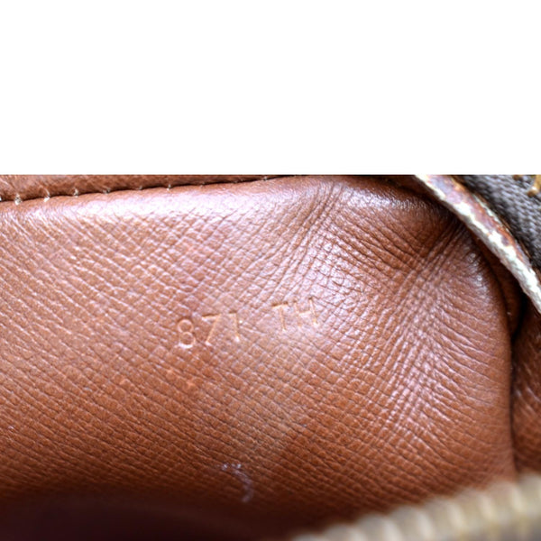 LOUIS VUITTON Pochette Marly Bandouliere Monogram Canvas Crossbody Bag Brown