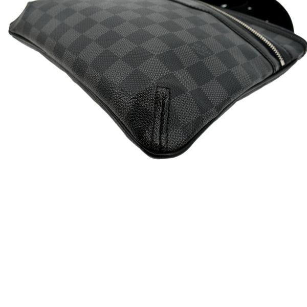 LOUIS VUITTON Bosphore Pochette Damier Graphite Messenger Bag Black