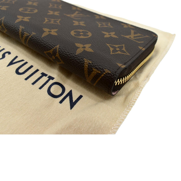 LOUIS VUITTON Monogram Canvas Zippy Wallet Brown