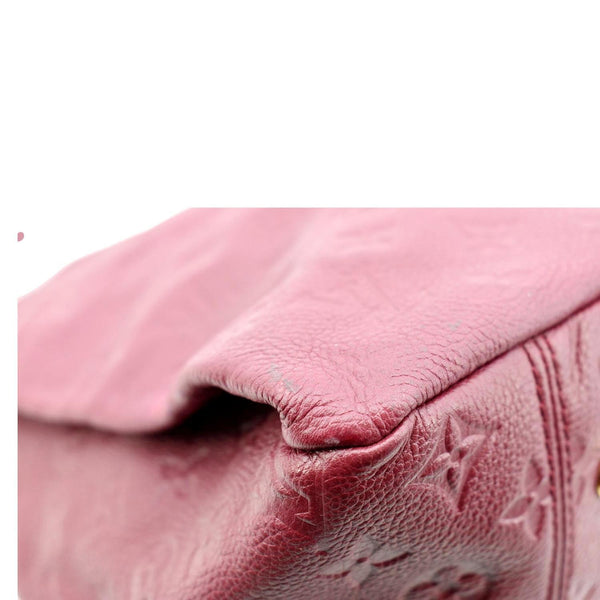 LOUIS VUITTON Artsy MM Empreinte Leather Hobo Bag Plum