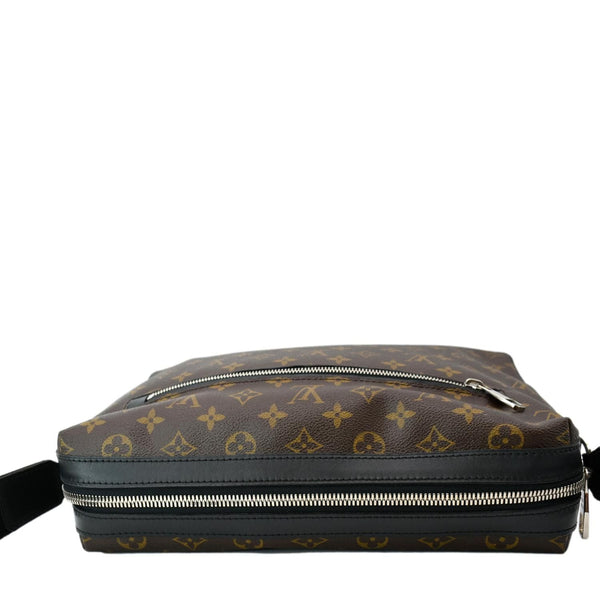 LOUIS VUITTON Torres Monogram Macassar Canvas Messenger Bag Brown