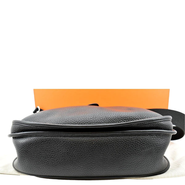 Hermes Evelyne GM Taurillon Clemence Crossbody Bag - Bottom