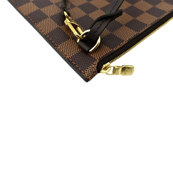 LOUIS VUITTON Neverfull Damier Ebene Pochette Wristlet Pouch Brown