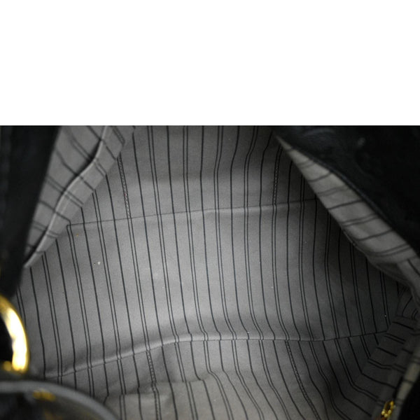 LOUIS VUITTON Artsy MM Empreinte Leather Hobo Bag Black