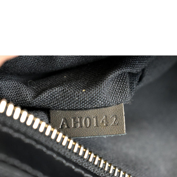 LOUIS VUITTON Bosphore Pochette Damier Graphite Messenger Bag Black