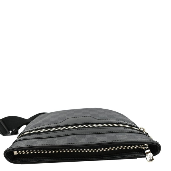 LOUIS VUITTON Bosphore Pochette Damier Graphite Messenger Bag Black