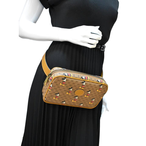 GUCCI X DISNEY Mini GG Supreme Belt Bag Beige 602695