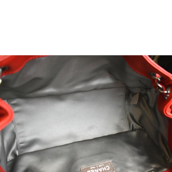 CHANEL Chain Fringe Flap Lambskin Leather Shoulder Bag Red