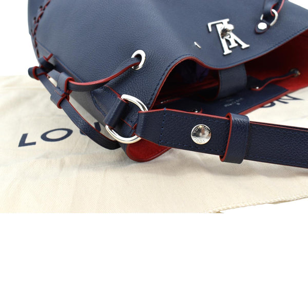 Louis Vuitton Lockme Bucket Calf Leather Shoulder Bag - Top Right