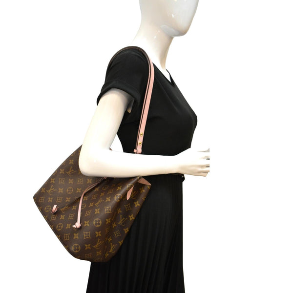 LOUIS VUITTON Neonoe Monogram Canvas Shoulder Bag Rose Ballerine
