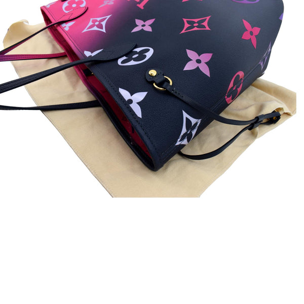 LOUIS VUITTON Neverfull MM Monogram Canvas Tote Bag Midnight Fuchsia
