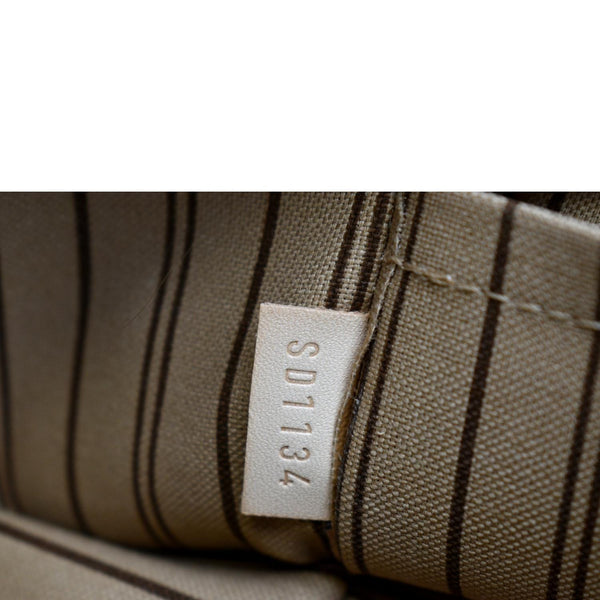 LOUIS VUITTON Neverfull Monogram Canvas Pochette Wristlet Pouch Brown