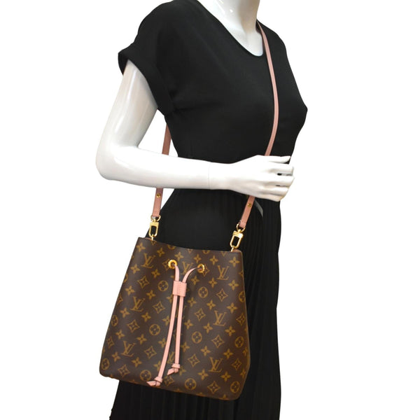 LOUIS VUITTON Neonoe Monogram Canvas Shoulder Bag Rose Ballerine