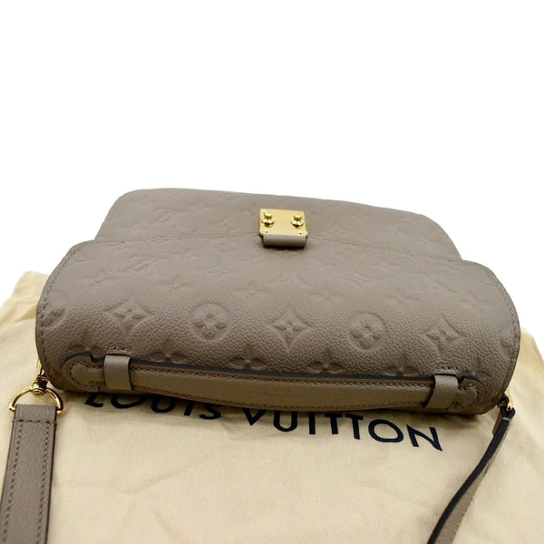 LOUIS VUITTON Metis Pochette Empreinte Leather Crossbody Bag Tourterelle