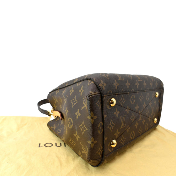 LOUIS VUITTON Montaigne MM Monogram Canvas Shoulder Bag Brown