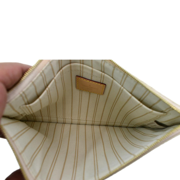 LOUIS VUITTON Neverfull Damier Azur Pochette Wristlet Pouch White