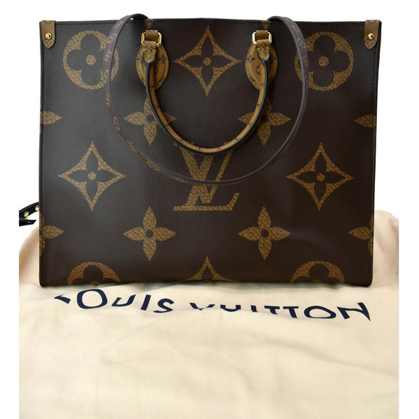 LOUIS VUITTON Onthego GM Giant Monogram Canvas Tote Shoulder Bag Brown