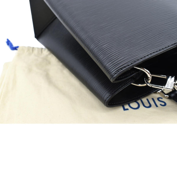 Louis Vuitton Kleber Epi Leather Shoulder Bag in Black - Right Side