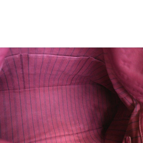 LOUIS VUITTON Artsy MM Empreinte Leather Hobo Bag Red