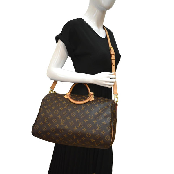 LOUIS VUITTON Speedy 35 Bandouliere Monogram Canvas Shoulder Bag Brown